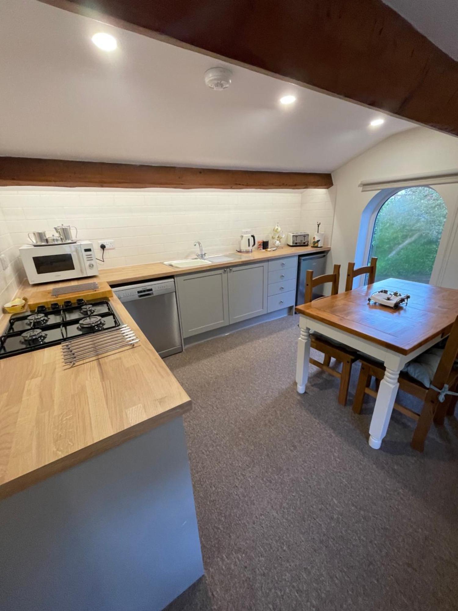 Pear Tree House 2 Bed Apartment Hartford  Екстер'єр фото